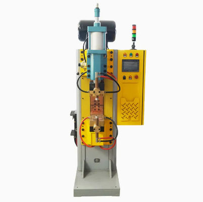 The automatic spot welding equipment of the PLC control system