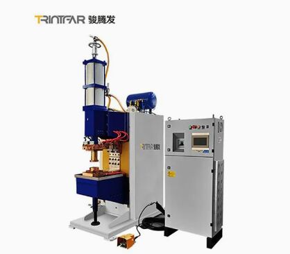 Macchina per saldatura a proiezione con vite di trasporto, potenza nominale 50KVA. Produzione di fabbrica e vendita diretta.