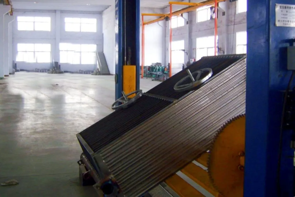 Raffreddamento Muri con Alette Ondulate Distribuzione Trasformatore di Potenza Olio Immerso Radiatore Aletta Linea di Produzione Automatica di Saldatura 13
